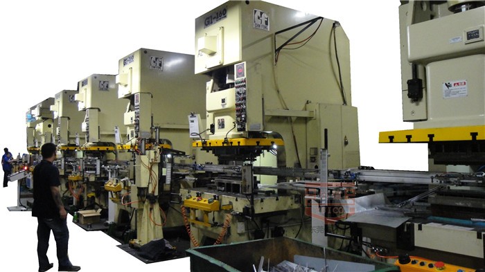 从人工到智能:多机连杆式机械手如何实现冲压作业全自动化转型